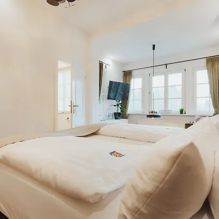 Butz Szálloda 3*