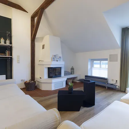 Butz 3* Шарбойц